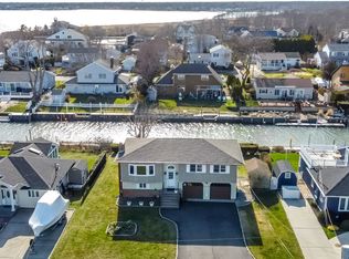 28 Tarpon Rd, East Quogue, NY 11942