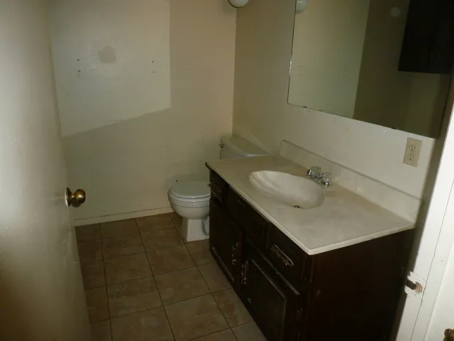 927 Minter Ln — Photo 11