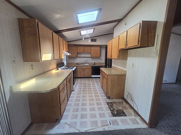 3rd image of 433 25th Ave