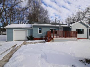 918 S Lincoln Ave, Three Rivers, MI 49093