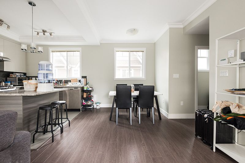 Richmond Townhouse for rent - 3 Bedrooms — photo 4