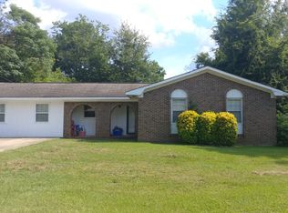 119 Scarborough Rd, Centerville, GA 31028