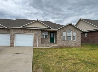 2609 E 35th St, Joplin, MO 64804