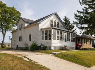 4318 21st St, Racine, WI 53405