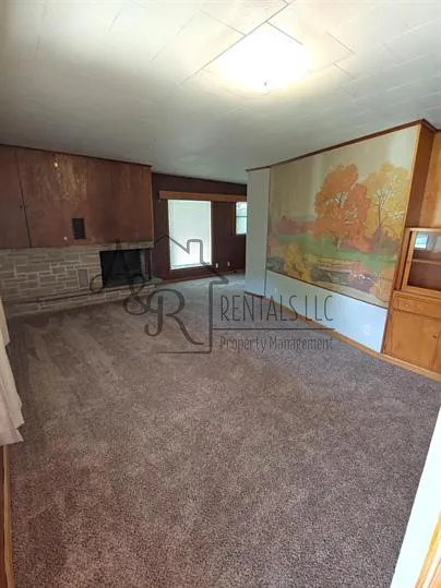 215 East Belleville - Unit 1 — Photo 3