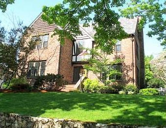 1st image of 58 Lincoln St