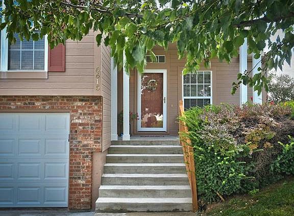3rd image of 6615 NW 65th St