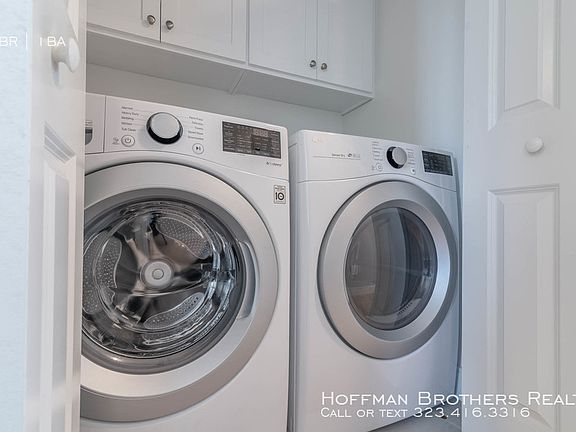 5th image of 635 N Harvard Blvd #2A