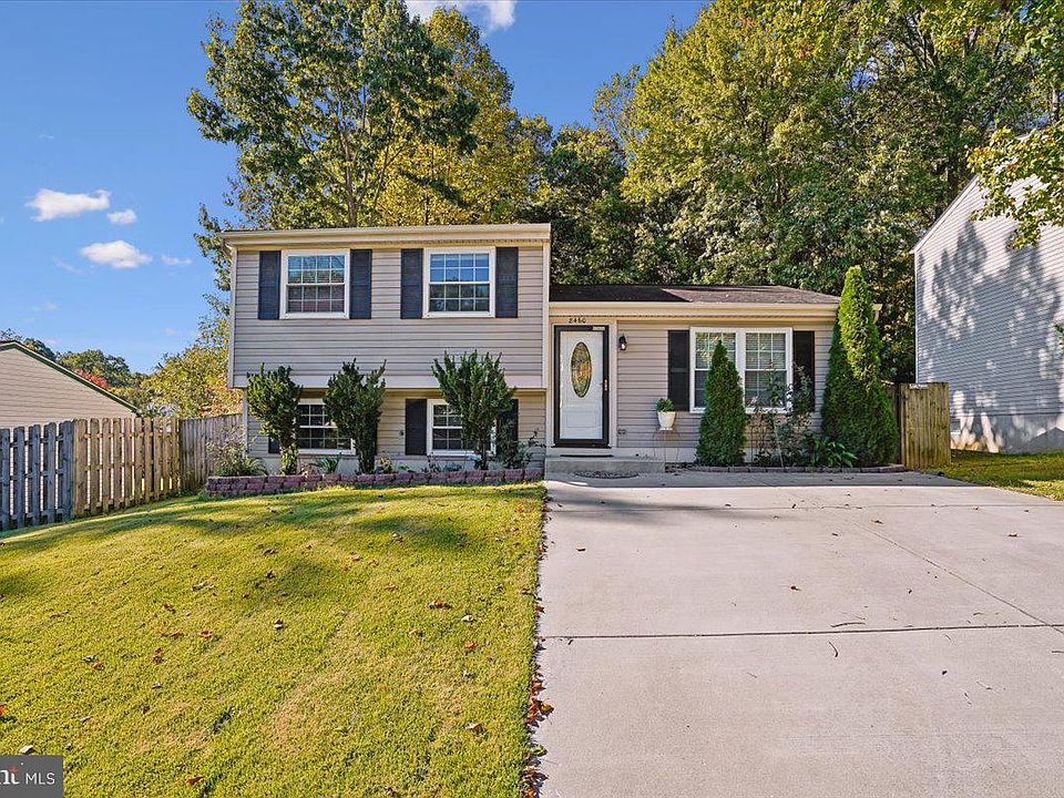 1st image of 8460 Rippled Creek Ct