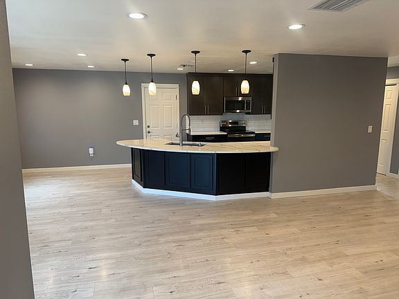 3rd image of 6456 Leonard Dr
