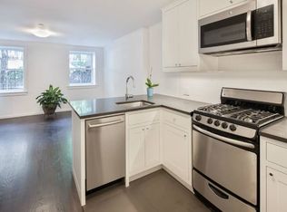 320 E 18th St #1, New York, NY 10003