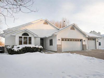 212 Yarrow Hill Drive, Cottage Grove, WI, 53527