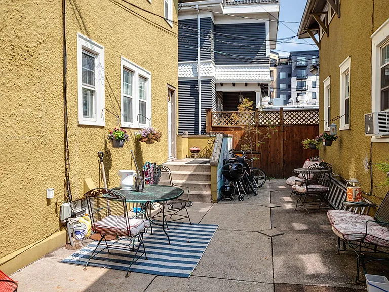 3007 Irving Ave S #3 — Photo 15