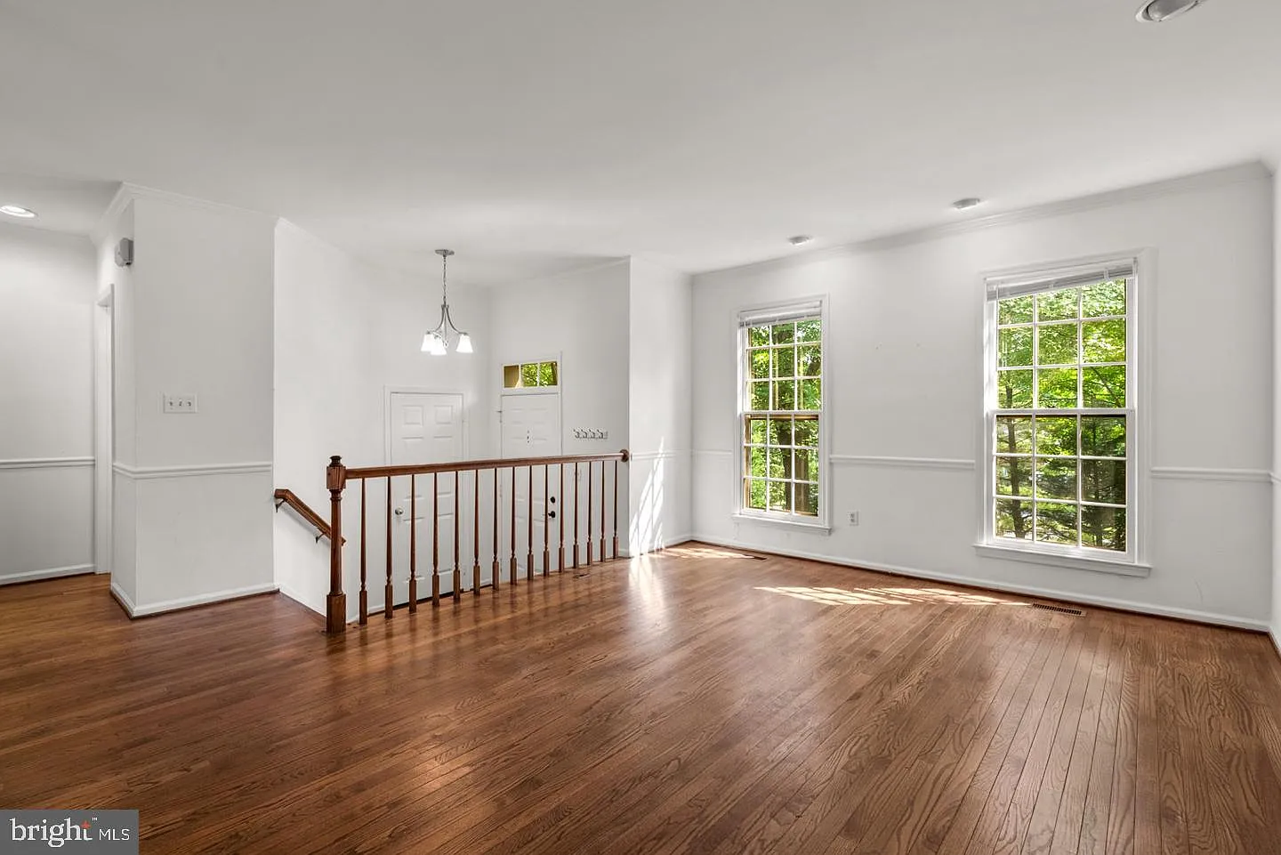 3 bed, 4.0 bath, 2195 sqft, $3,850 — Photo 3