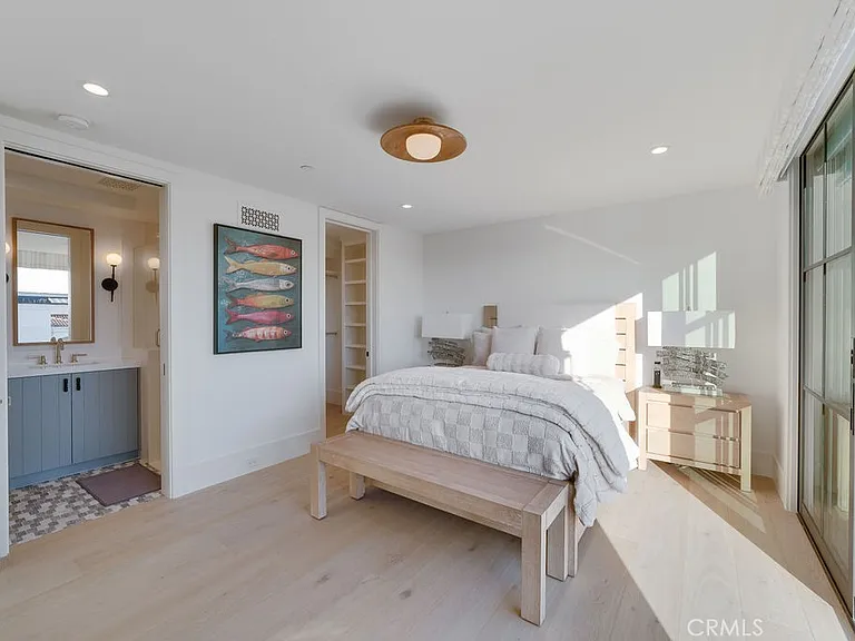 2820 Bayview — Photo 26