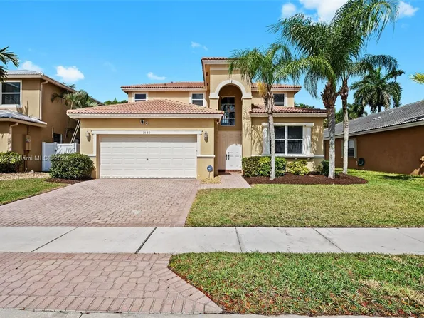 1580 SW 193rd Ter, Pembroke Pines, FL 33029