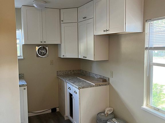 2nd image of 4312 San Juan Ave APT 4