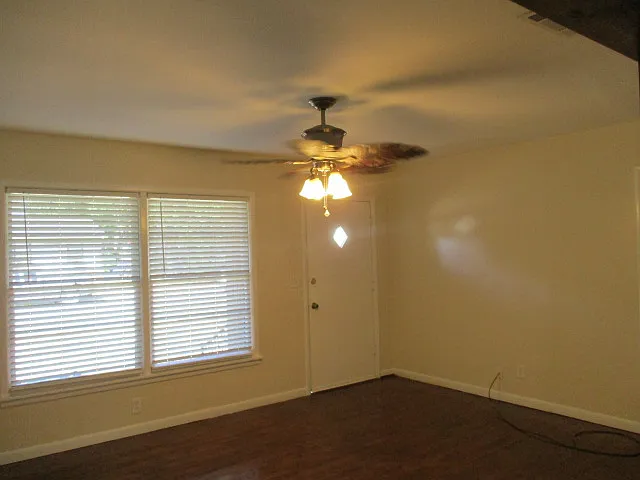 3 bed, 1100 sqft, $1,495 — Photo 3