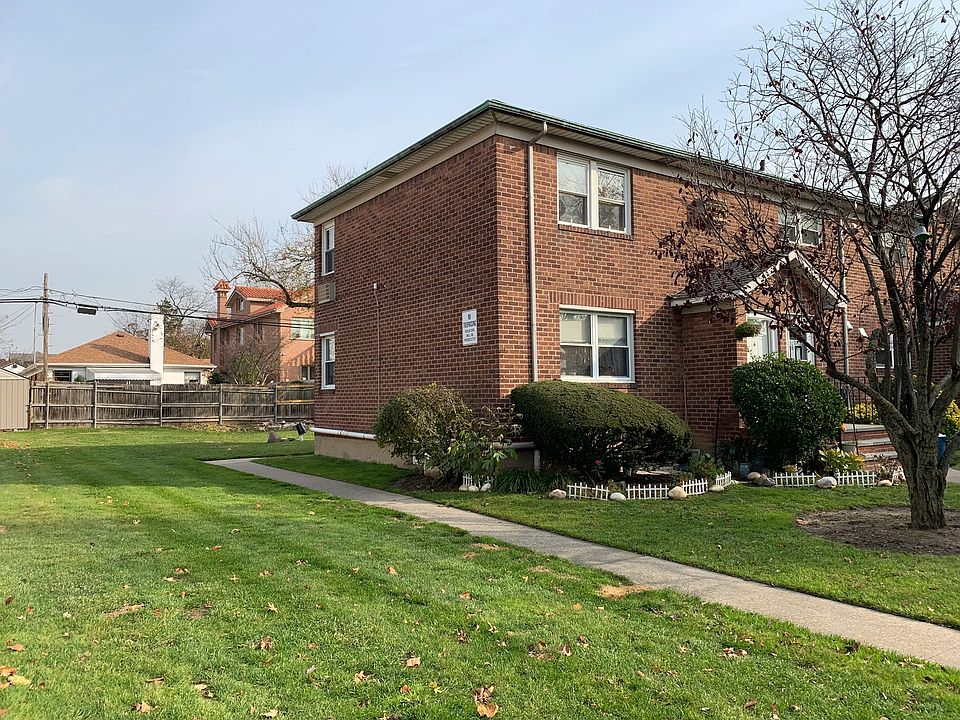 2nd image of 5627B 184th St