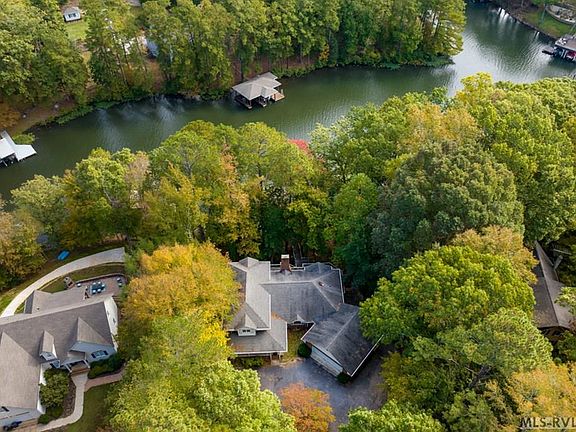 5th image of 756 Saint Tammany Dr