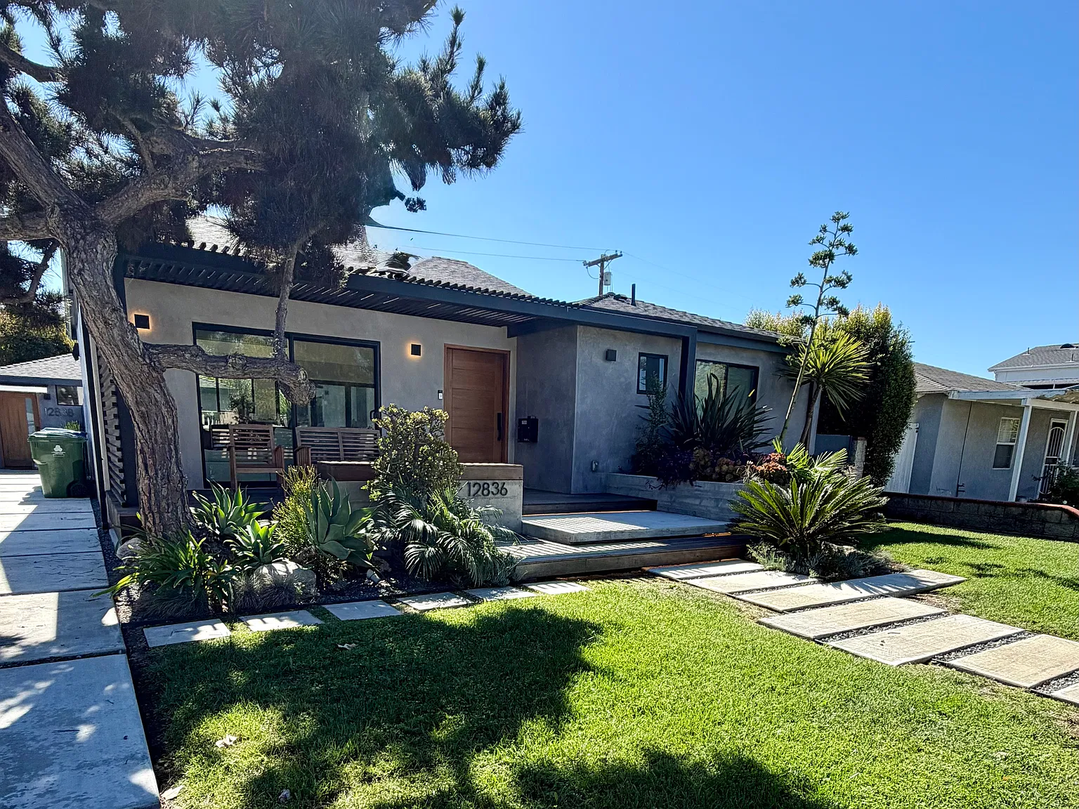 3 bed, 2.5 bath, 1500 sqft, $9,950 — Photo 1