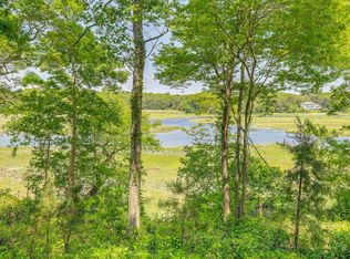 14 Ellen Ln #14, Pocasset, MA 02559