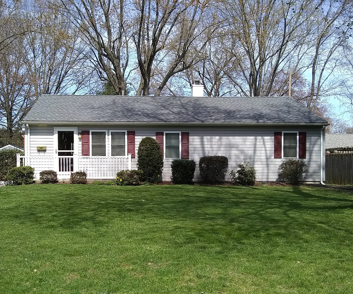 502 Sherwood Ln photo 1