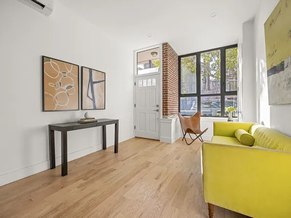 1039 Fulton Street image 4 of 12