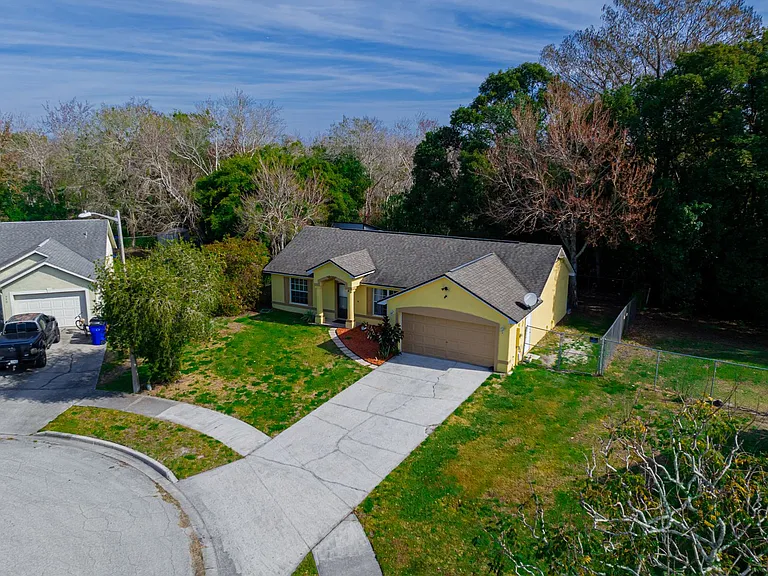 942 Whisler Ct — Photo 43
