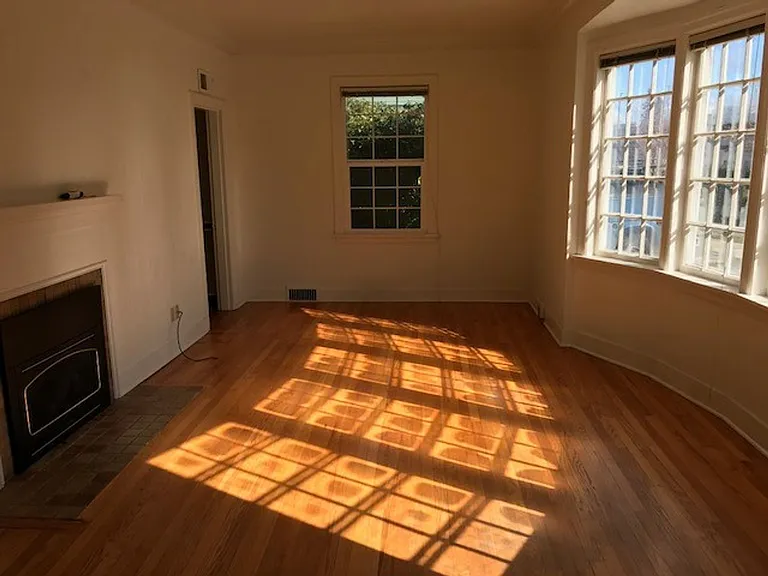 1207 Jersey St — Photo 3