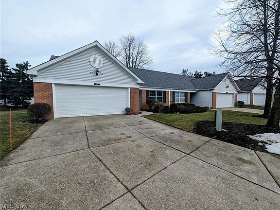 4th image of 175 Heather Ln