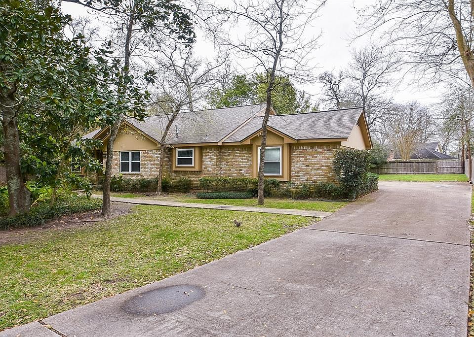1st image of 605 Glen Haven Dr