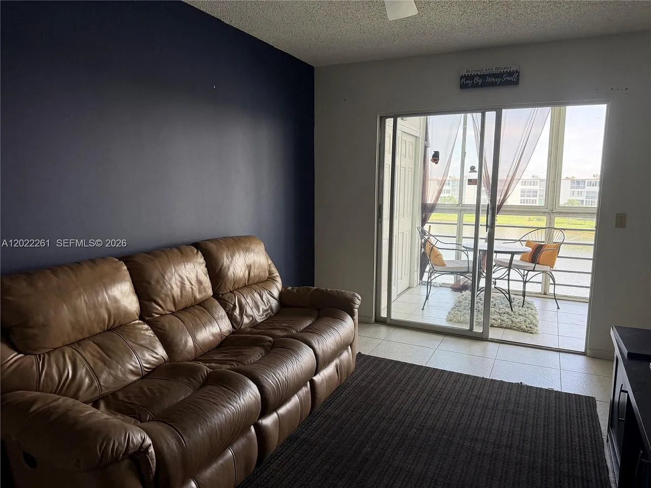 2 bed, 1.5 bath, 861 sqft, $2,450 — Photo 4