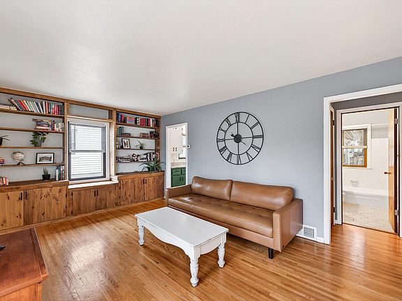 5th image of 3316 Texas Ave S
