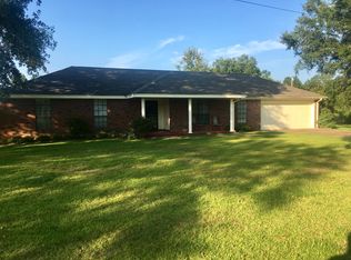 805 Alomar Rd, Columbus, MS 39705