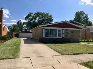 4521 W 102nd St, Oak Lawn, IL 60453