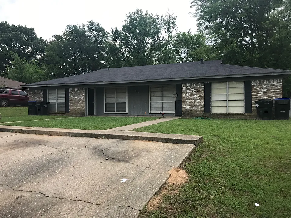 812 Cheryl St #A