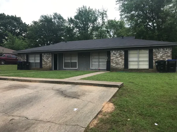 812 Cheryl St #A, Longview, TX 75604