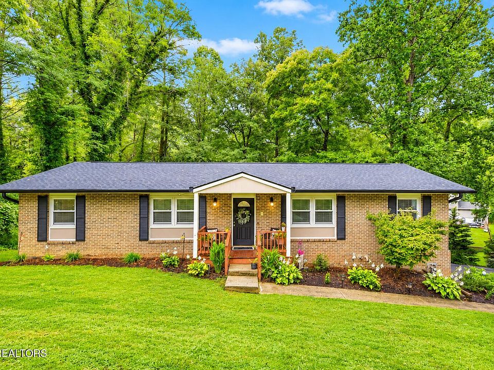 1st image of 149 Greystone Dr