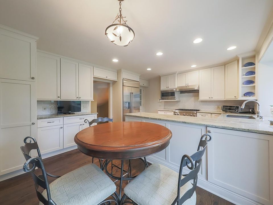 1024 Buckingham Rd, photo 30