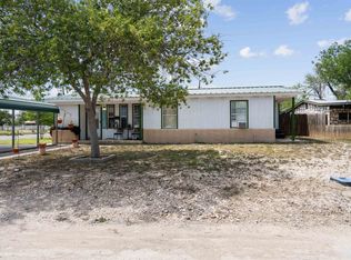 900 E 6th St, Del Rio, TX 78840