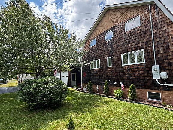 3rd image of 429 Martin Road