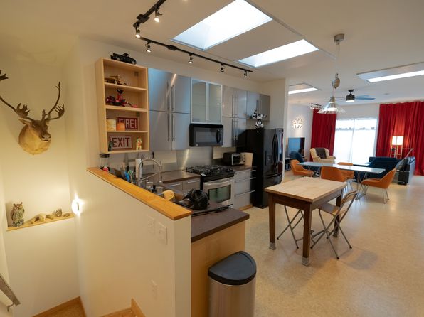 7 Uxor Way
