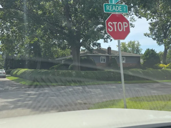 (undisclosed Address), Levittown, NY 11756