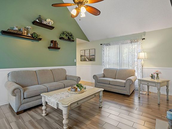 4th image of 1405 Waterwinds Ct