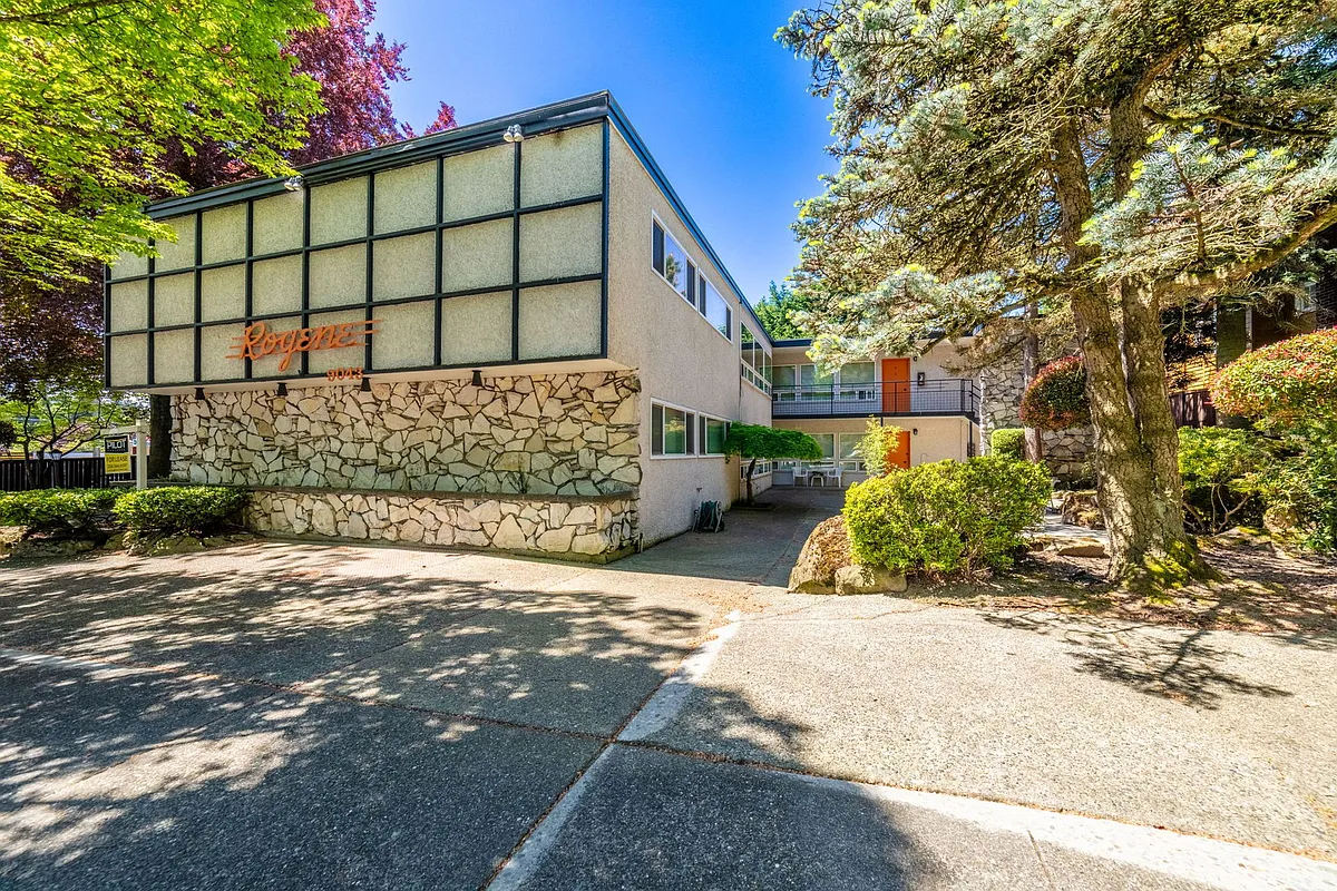 Building Photo - 9043 35th Ave SW