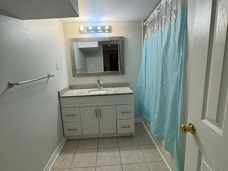 3674 Freeman Ter — Photo 12