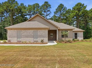 220 New Haven Ln, Brandon, MS 39042