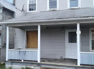 102 W Ridge St, Nanticoke, PA 18634