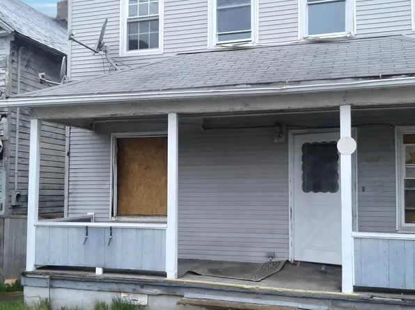 102 W Ridge St, Nanticoke, PA 18634